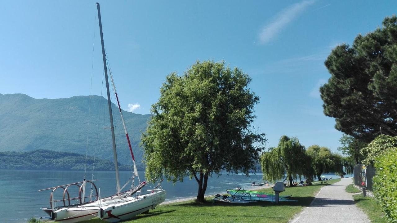 Casa D'Epoca Fronte Lago A Domaso Lago Di Como エクステリア 写真